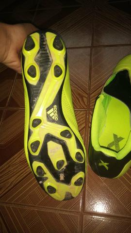 Vendo chuteira 41, 42 nova 150 se choro