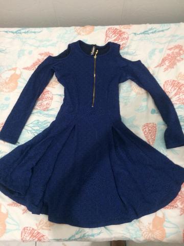 Vestido azul marinho