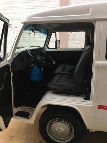 Vendo ou troco kombi 2009 - Foto 6