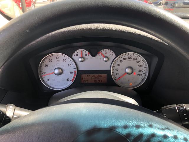 Fiat Stilo 1.8 8v Flex Dualogic (Todo revisado, baixa Kiko metragem) - Foto 3