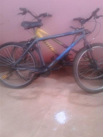 Vendo 2 bicicletas aro 26 e 24 não entrego