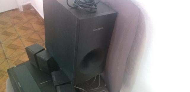 Home theater Samsung cinema modelo HT-F4505 3D - Foto 5