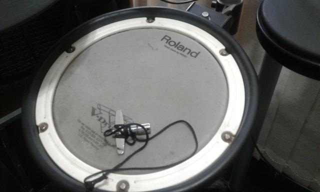 Bateria Eletrônica Roland HD1 - Barato Pra sair logo! - Foto 2