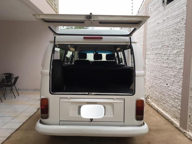 Vendo ou troco kombi 2009 - Foto 4