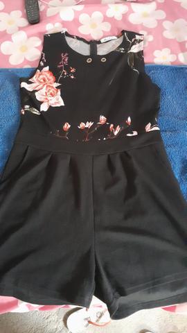 Vendo esse macacão preto
