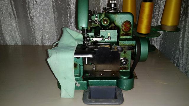 Maquina overlock - Foto 3