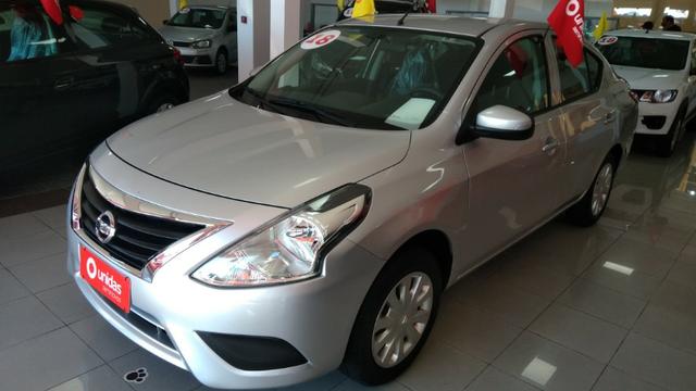 Nissan Versa Confort 1.0 12 v