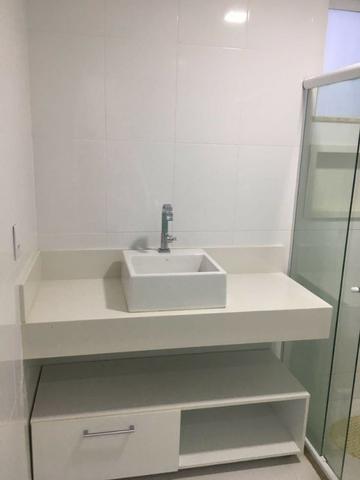 Incrível Casa 4/4, 460m², dois andares, em Alphaville II! Oportunidade única! - Foto 17