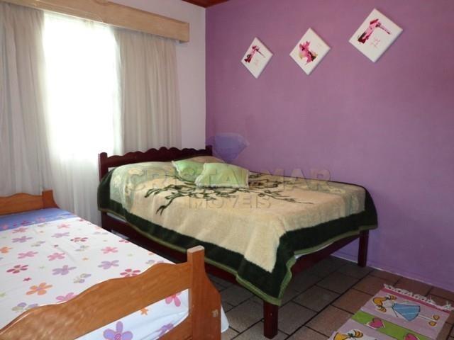 Casa econômico com 03 dormitórios, á 900m da Praia de Bombas. Cód.025 - Foto 11
