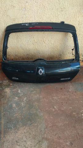 Tampa traseira renault Clio hatch