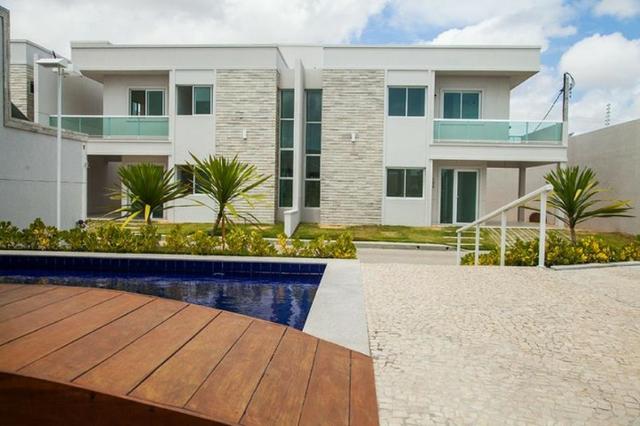 Linda casa Duplex em condomínio com 3 suítes projetada e Mobiliada - Foto 17
