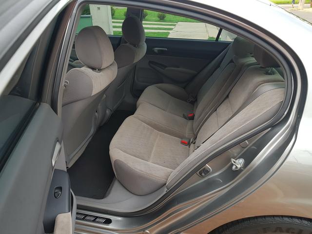 Vendo Honda Civic LXL 1.8 2011 manual Ótimo Preço - Foto 7