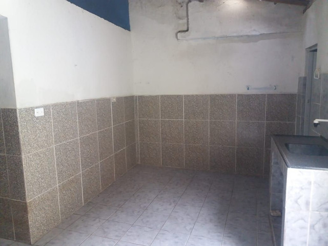 Vendo casa em pedra-pe - Foto 4