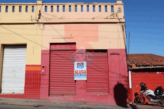 IMÓVEL COMERCIAL LOCALIZADO NO CENTRO, NA RUA DOS BANCOS NA BARAO DE MELGAÇO. codigo: 2236