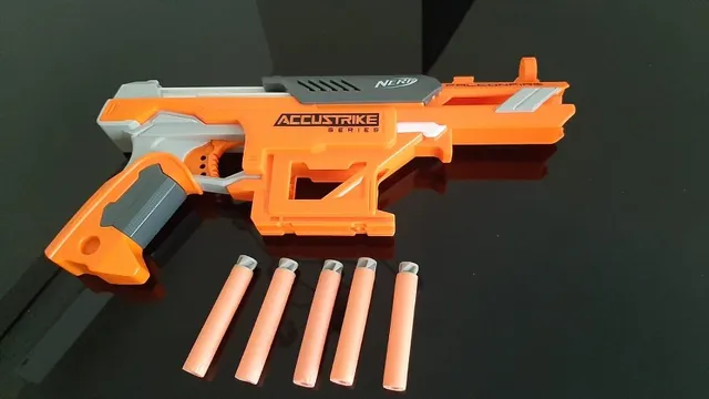 NERF - Grande arma de brinquedo . Funcionando. Med.: 43 X 16 cm