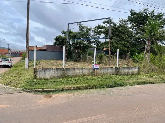 Re/max libra Aluga lote de esquina no beira rio 2