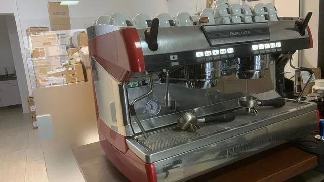 Máquina Espresso Profissional 02 Grupos