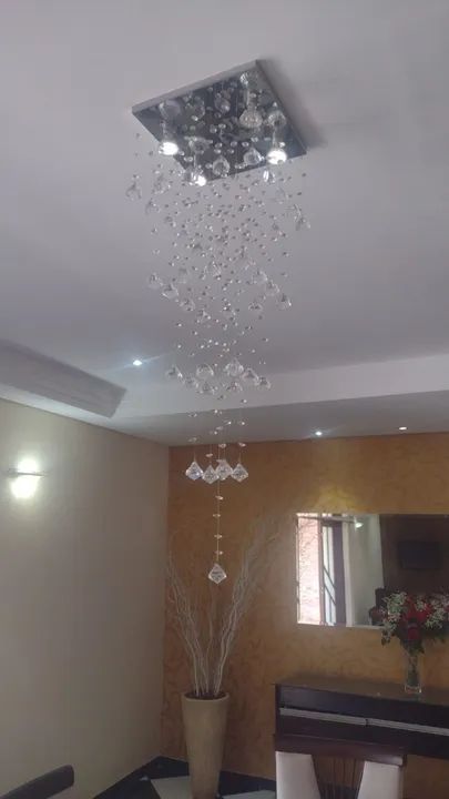 Lustre Cristal Acrílico - Base inox com lâmpadas led