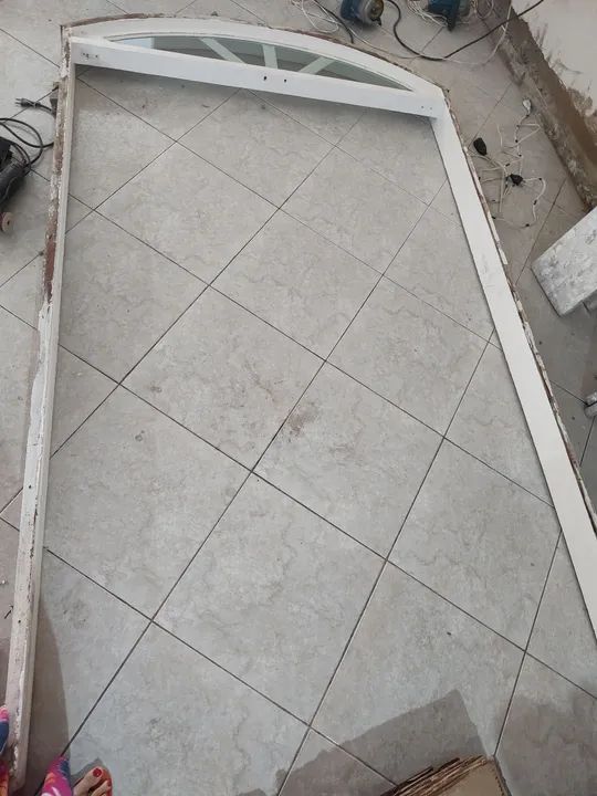 Bandeira de porta e janela com caixao - Foto 2