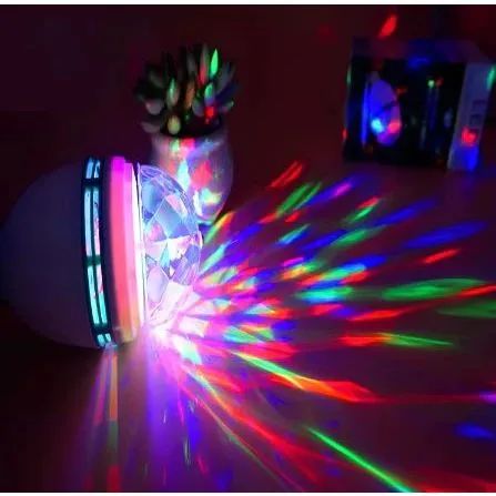 Lâmpada Giratória Colorida de Led RGB Com Adaptador Brinde - Foto 5
