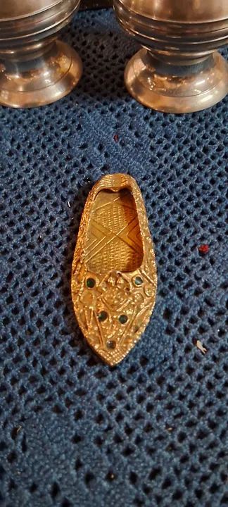Belíssimo Sapatinho em Bronze 8 cm - Foto 3