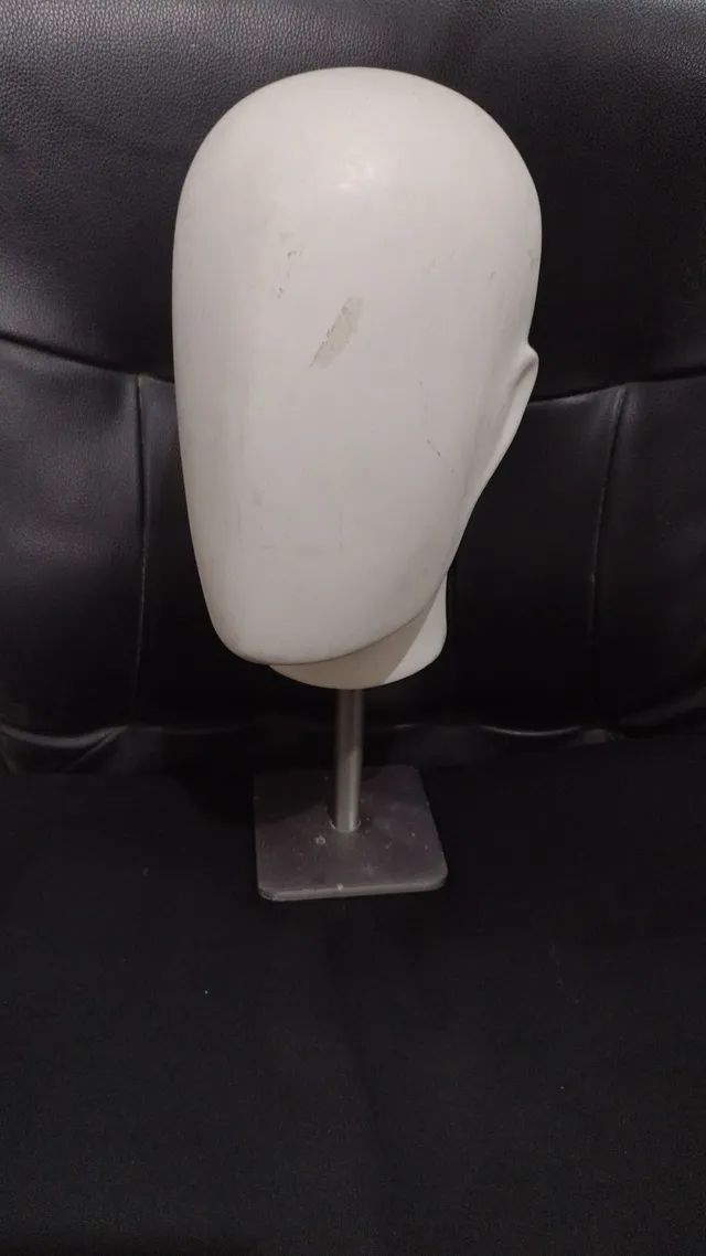 Vendo manequins de plástico rígido e de fibra  - Foto 3