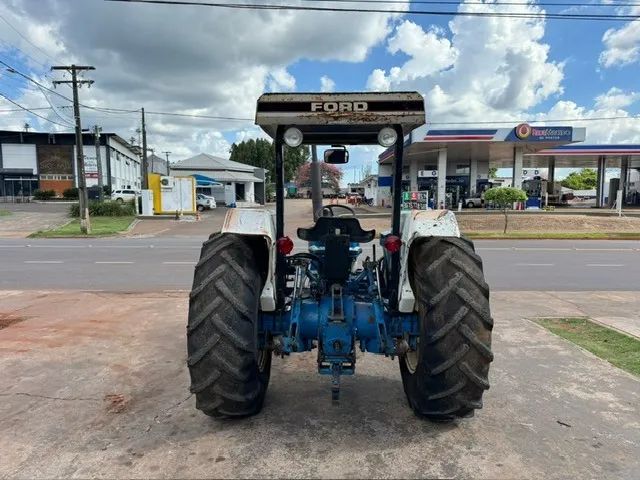 New Holland/ Ford 5030 4x4 ano 1996  - Foto 4