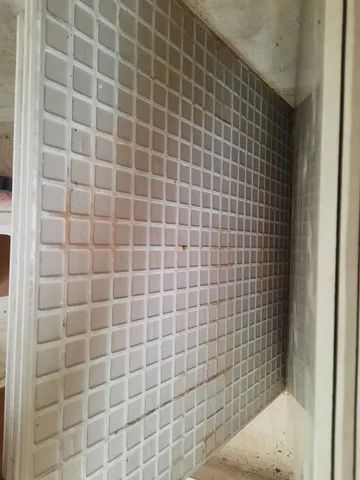 Piso porcelanato branco polido 60x60 - aprox. 9m²