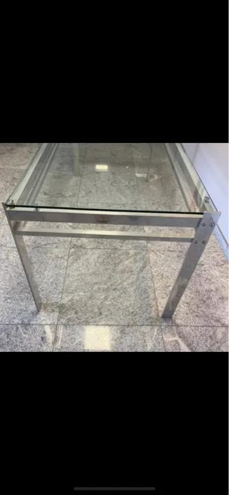 Mesa em alumínio Mesa de Jantar Flex com Tampo de Vidro Quadrado Base  - Foto 3