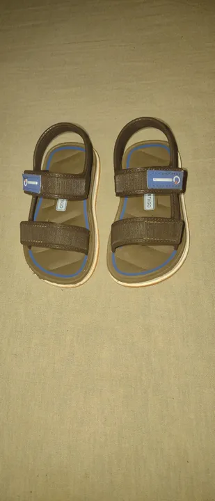 SANDÁLIA INFANTIL TIRAS LARGAS CARTAGO ( PREÇO NEGOCIÁVEL )