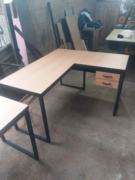 Mesa em L estilo industrial  - Foto 3