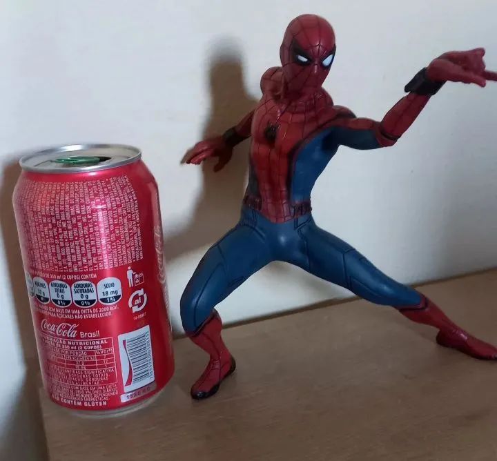 Boneco Homem-Aranha e DVD Homem-Aranha de volta ao lar - Foto 4