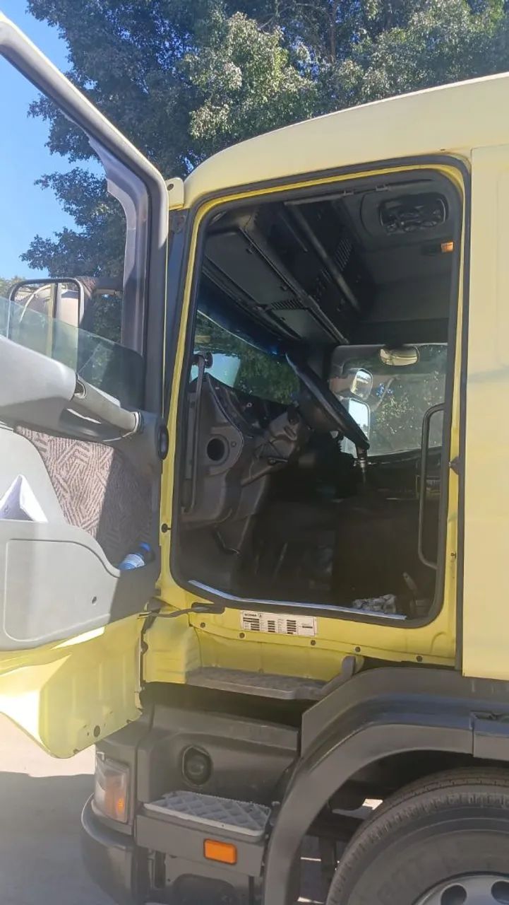 Scania 360 - Foto 2