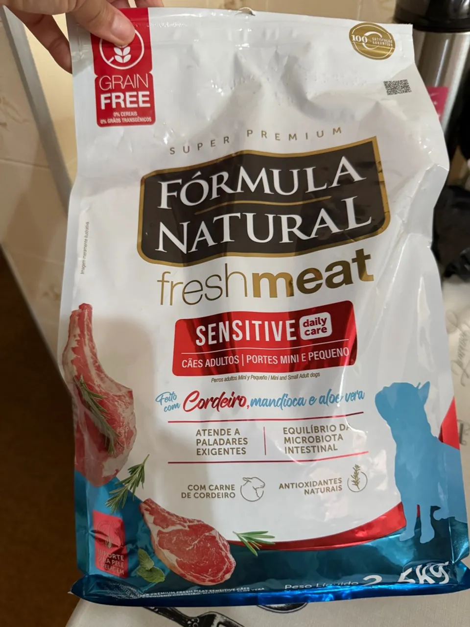 Ração Fórmula Natural Fresh Meat Sensitive Cães Adultos - 2kg