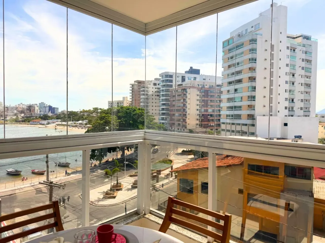 Apartamento para Venda em Guarapari, Praia do Morro, 3 dormitórios, 1 suíte, 2 banheiros,
