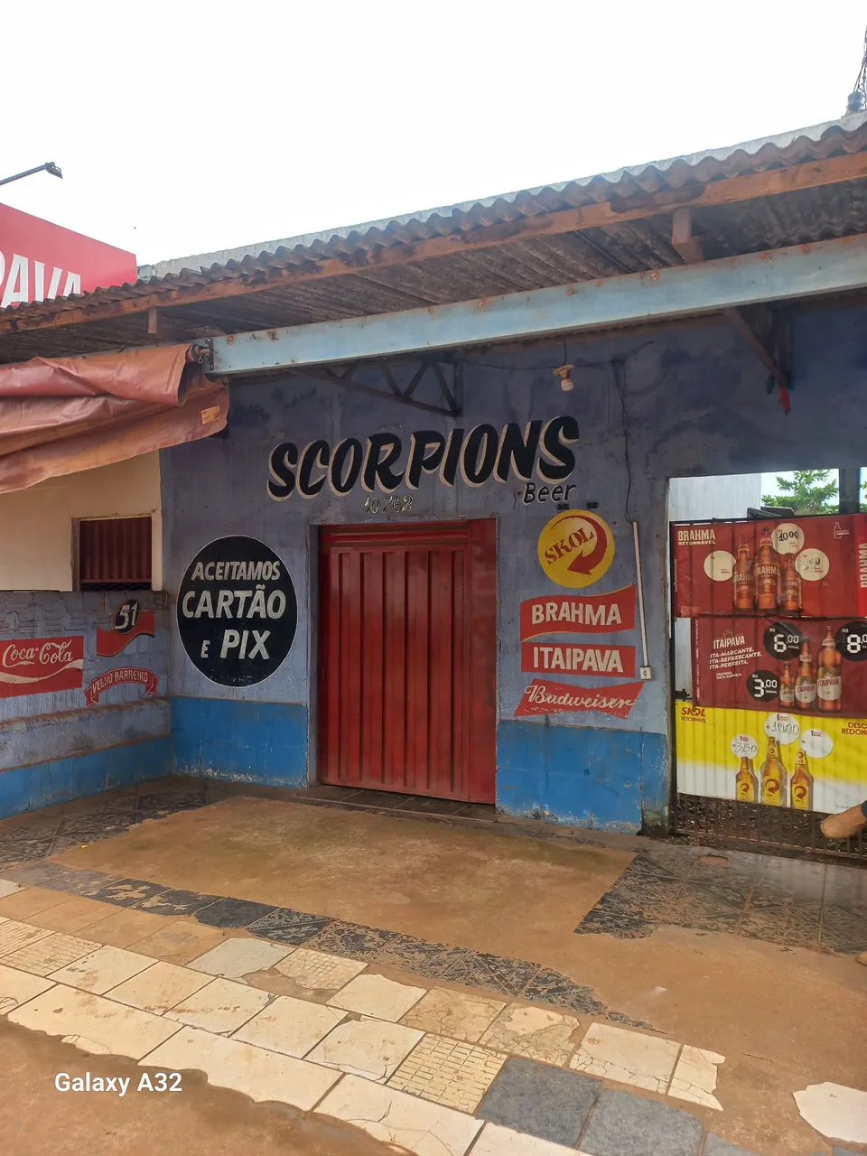 Vendo casa com ponto comercial