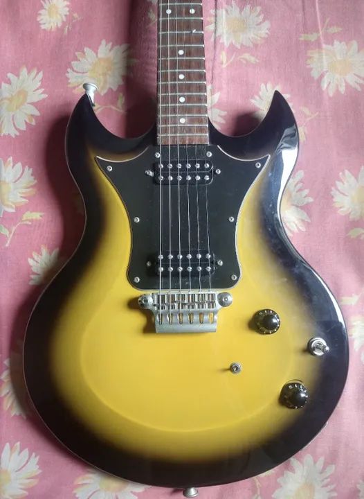 Guitarra Vox double cutaway SDC22 - Made in Indonesia