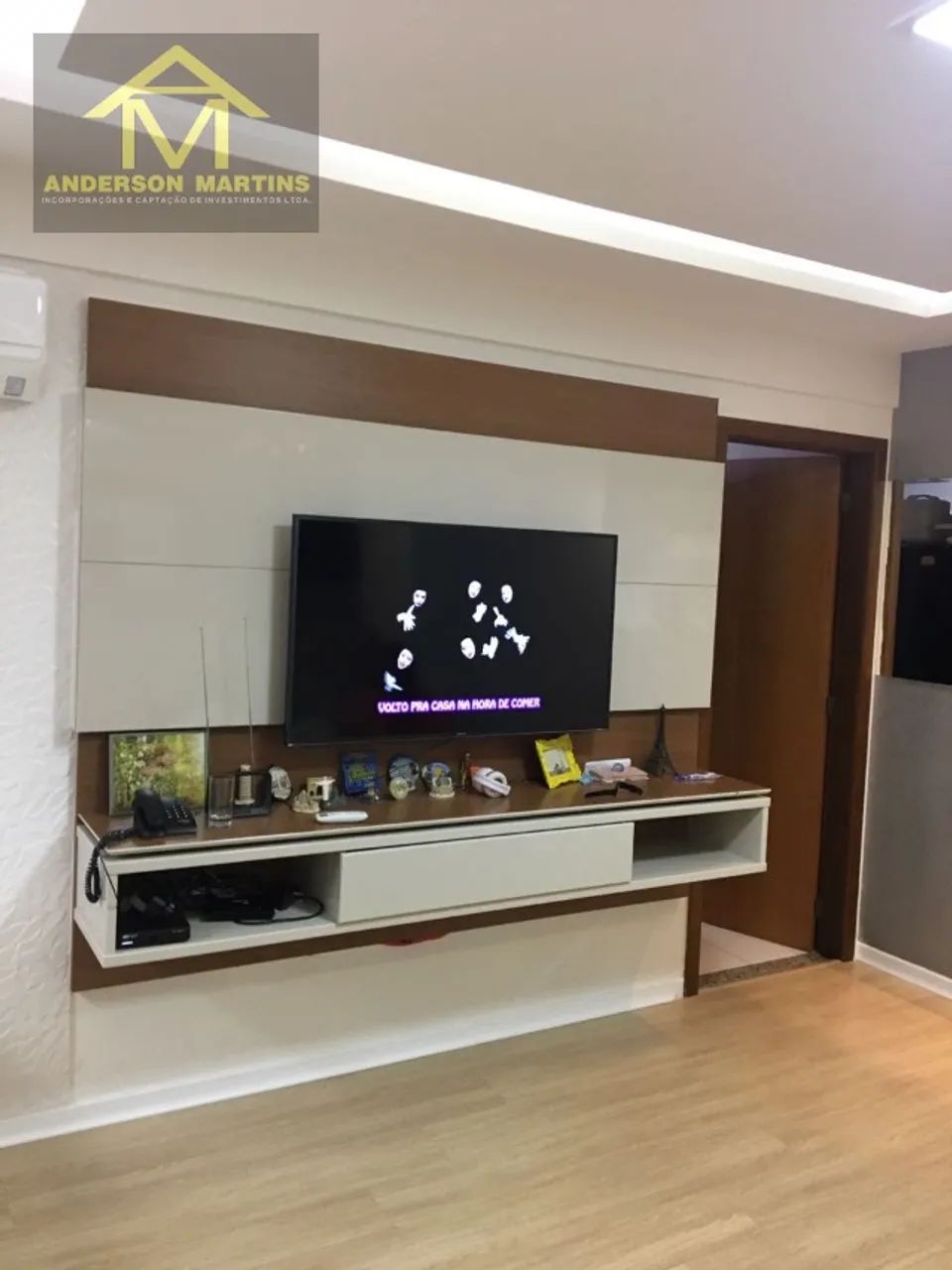 Belo apartamento com 3 quartos no Ed. Golden Beach Cód: 20423 F 