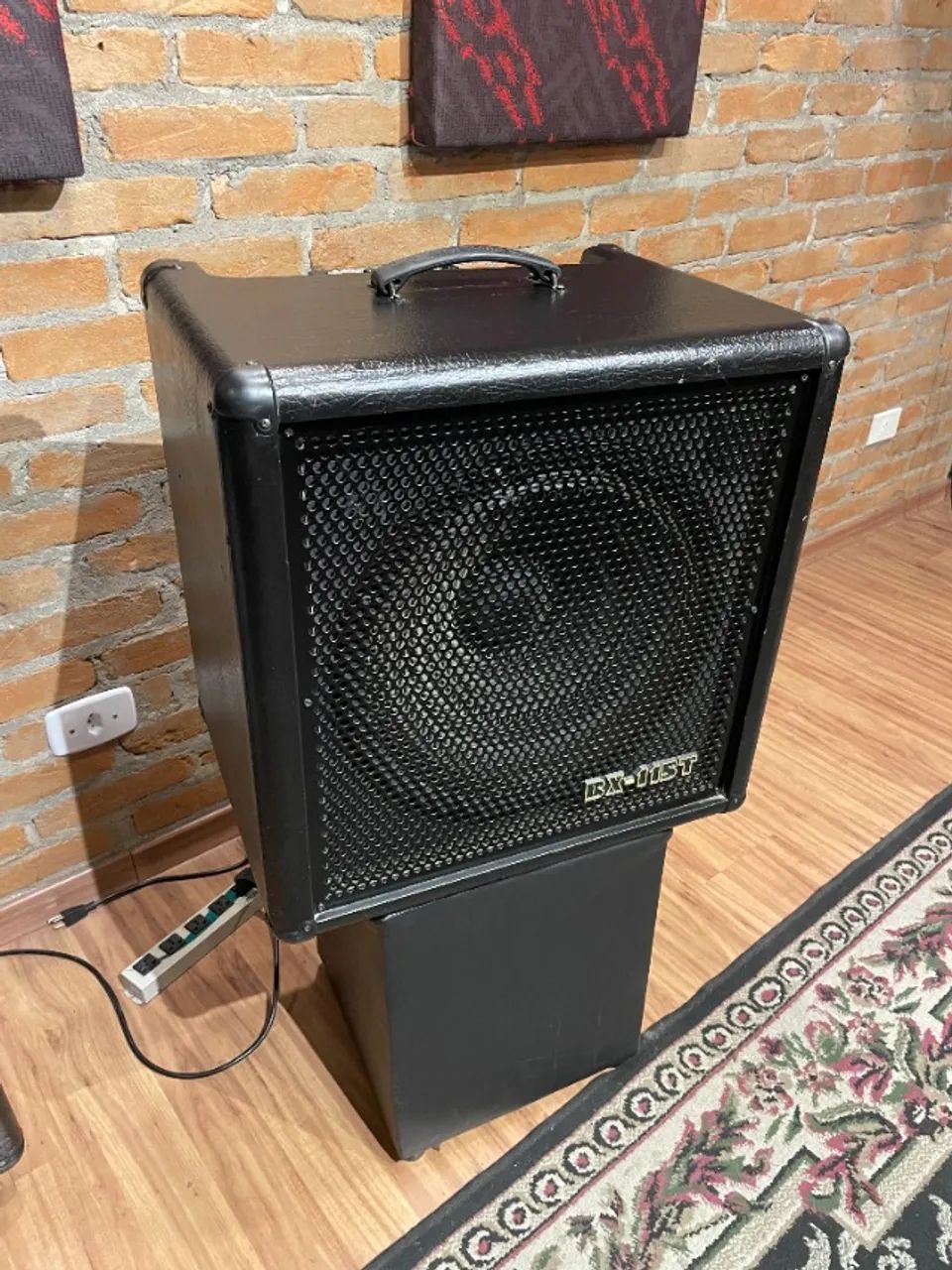 Amplificador Combo Baixo Meteoro Ultrabass Bx200 (Usado)