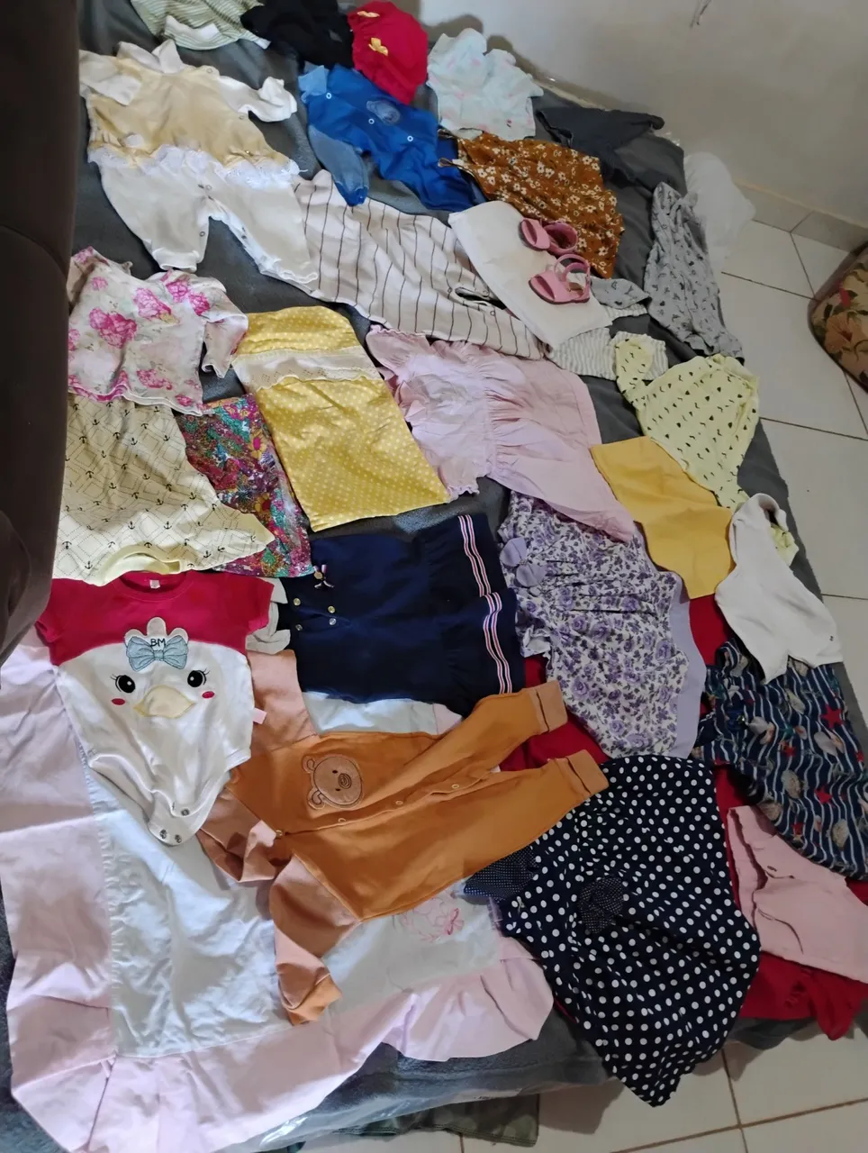 Lote de Roupinhas de Bebê - Diversas Peças