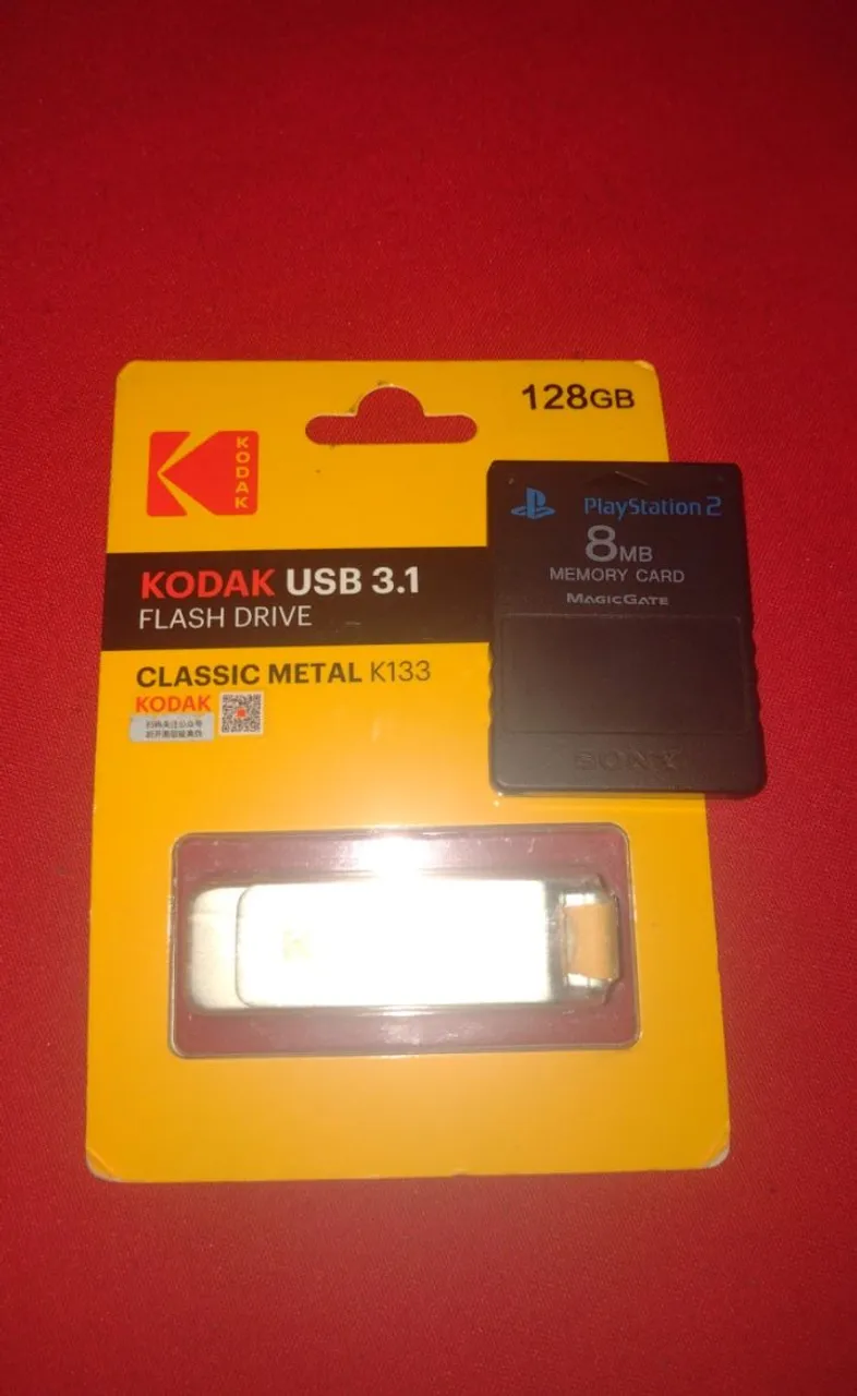 Kit Pen Drive Kodak 128GB + Memory Card PS2 Original