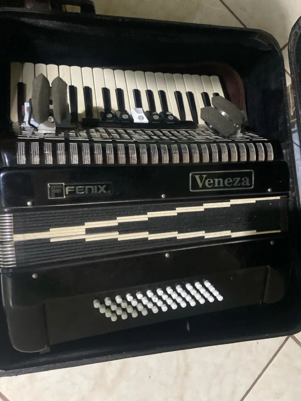 Acordeon Fenix Veneza - Foto 2