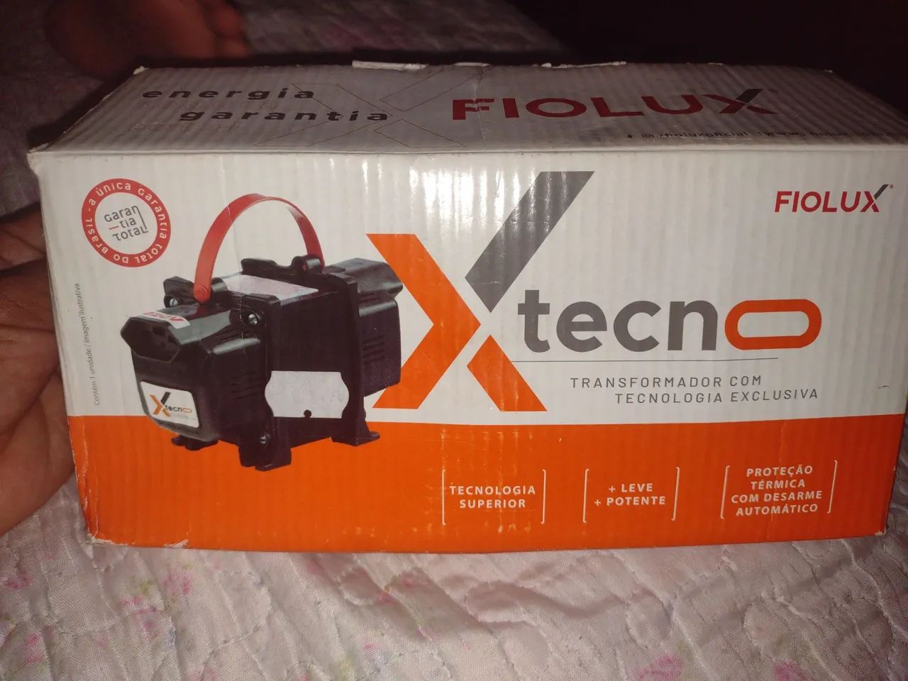 Transformador FIOLUX Tecno 127/220V 1000W - Novo
