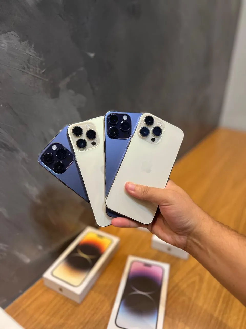 ? IPhone 14 Pro Max 128gb e 256gb todas as cores ?