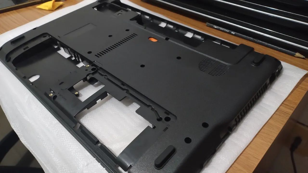 Carcaça Notebook parte infeior nova notebook acer e1 531 e e1 571