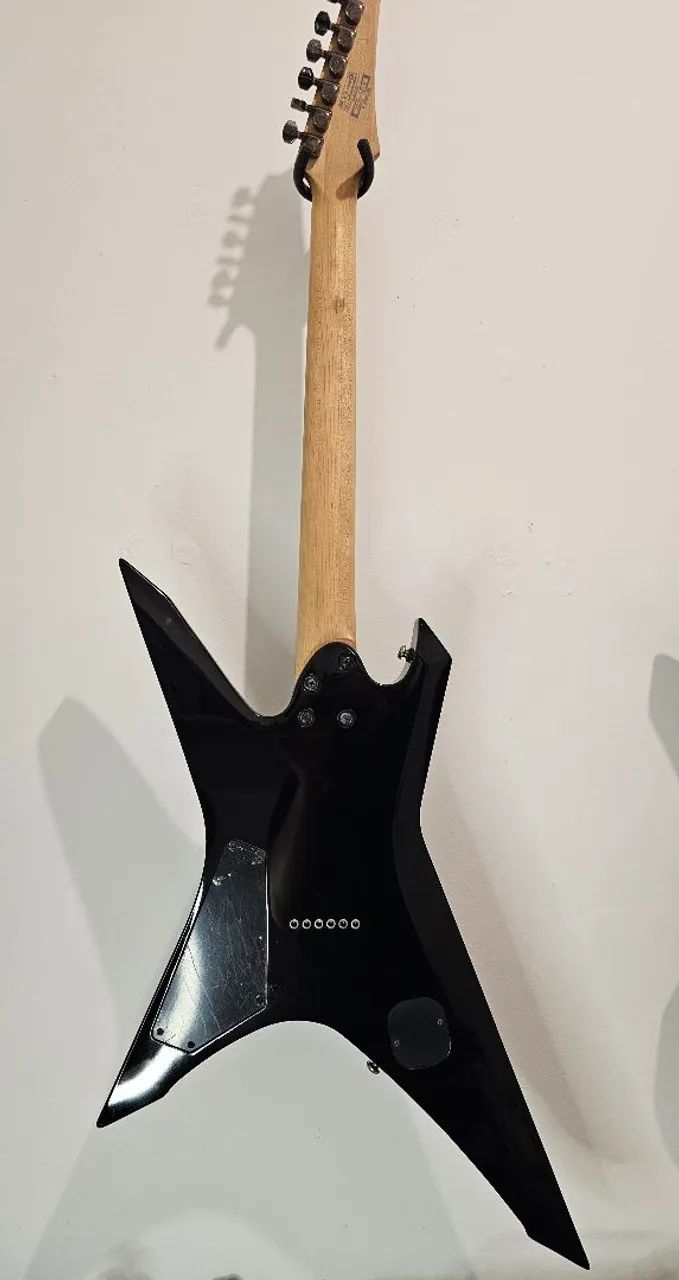 Guitarra Ibanez Xiphos - XP300fx - Instrumentos musicais - Flores