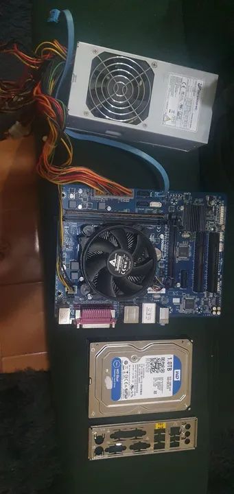 Preço final 250.00 i3 4360 + 4gb + HD 1tb + fonte só entrego em caxias 