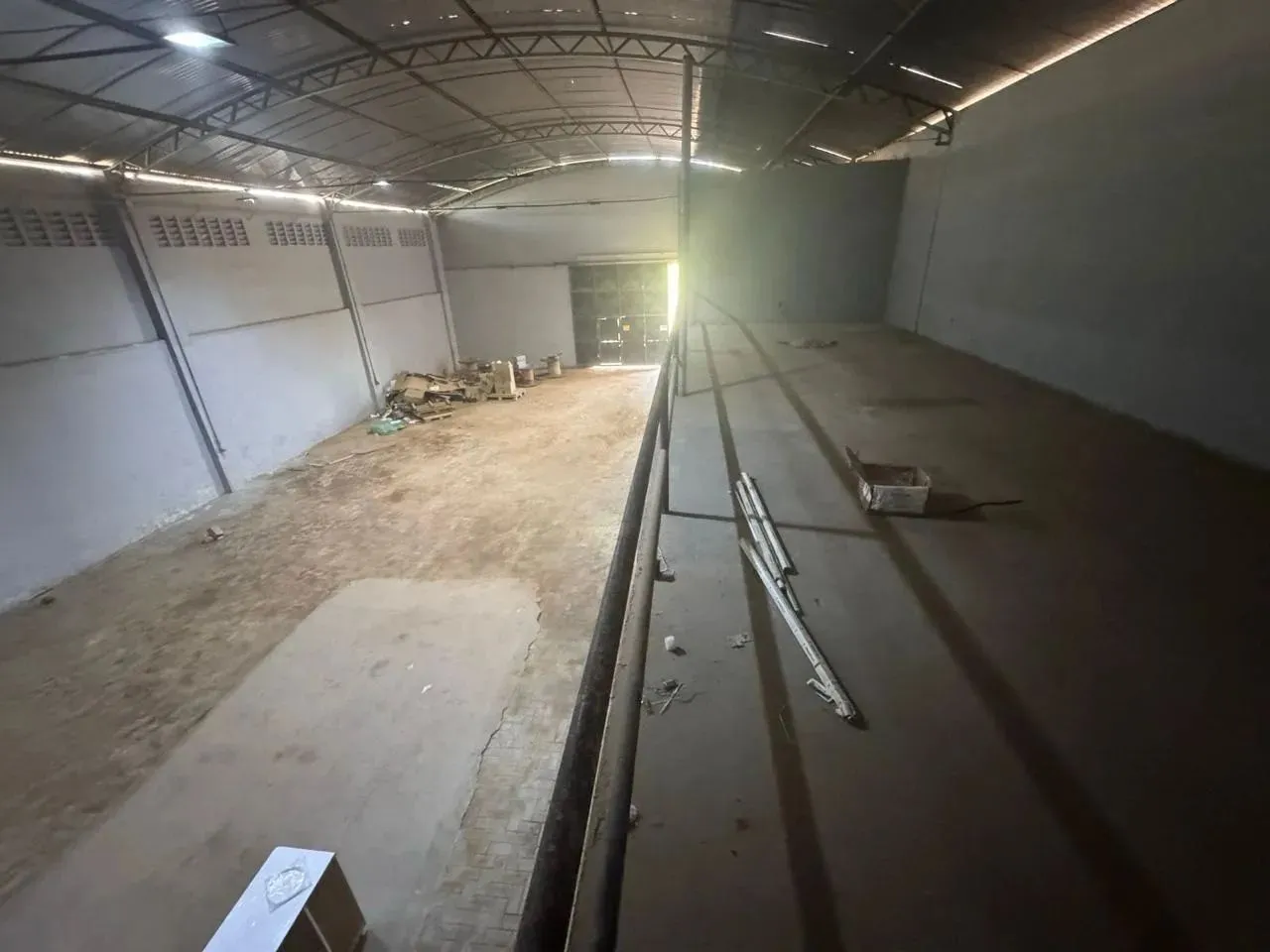 Galpão com fácil acesso 560m2