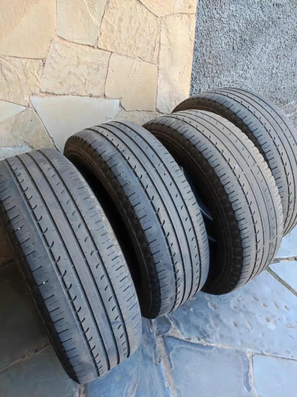 Pneu Goodyear EfficientGrip SUV 205/65R16