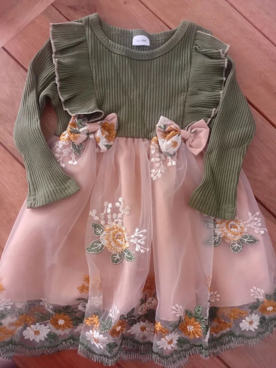 Vestido florido bebê 